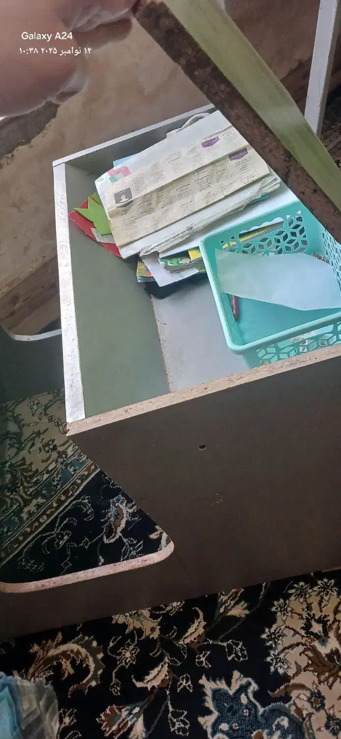 میزوصندلی|میز تحریر و کامپیوتر|بوژگان, |دیوار