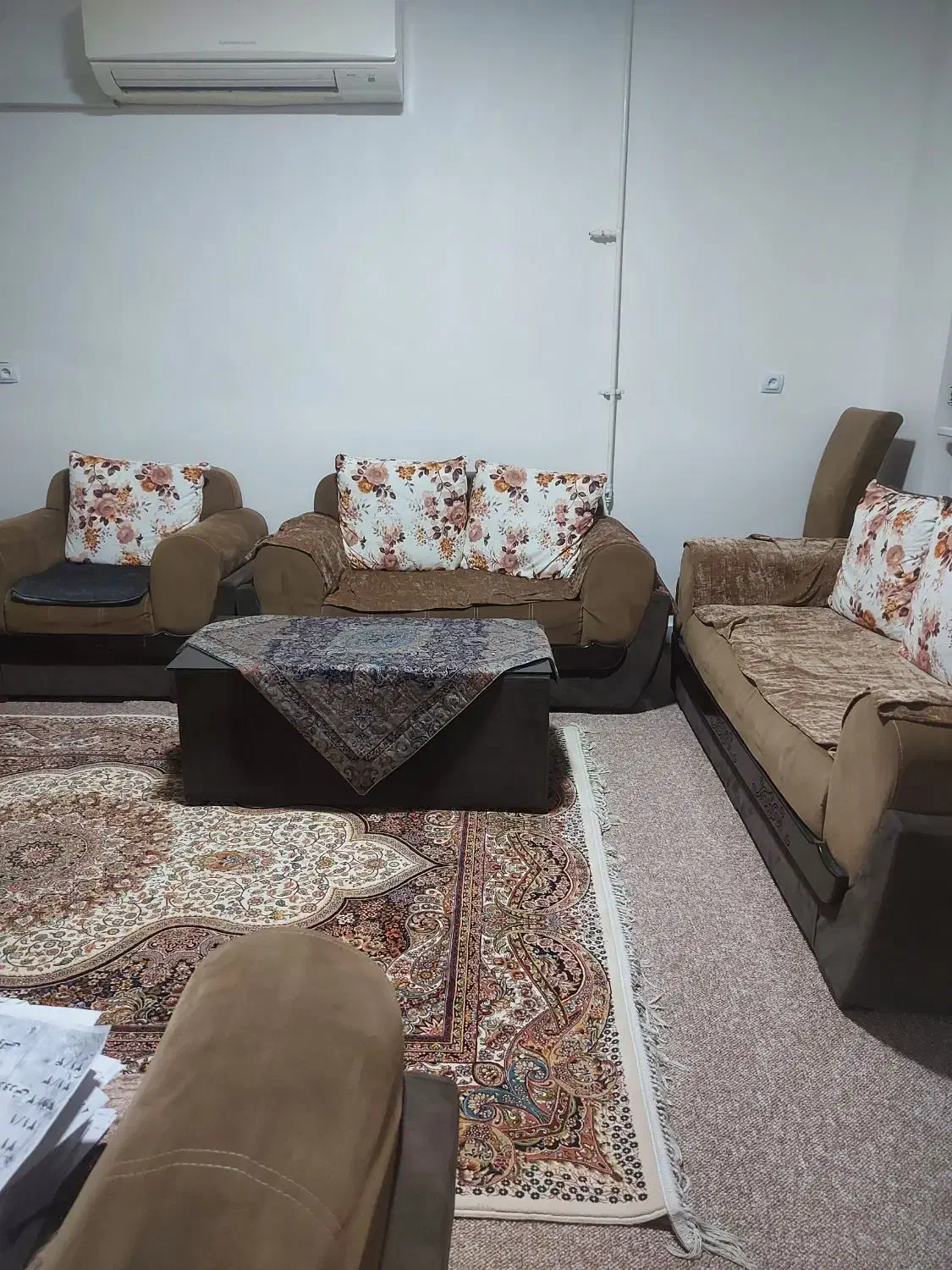 مبل|مبلمان خانگی و میز عسلی|دوگنبدان, |دیوار