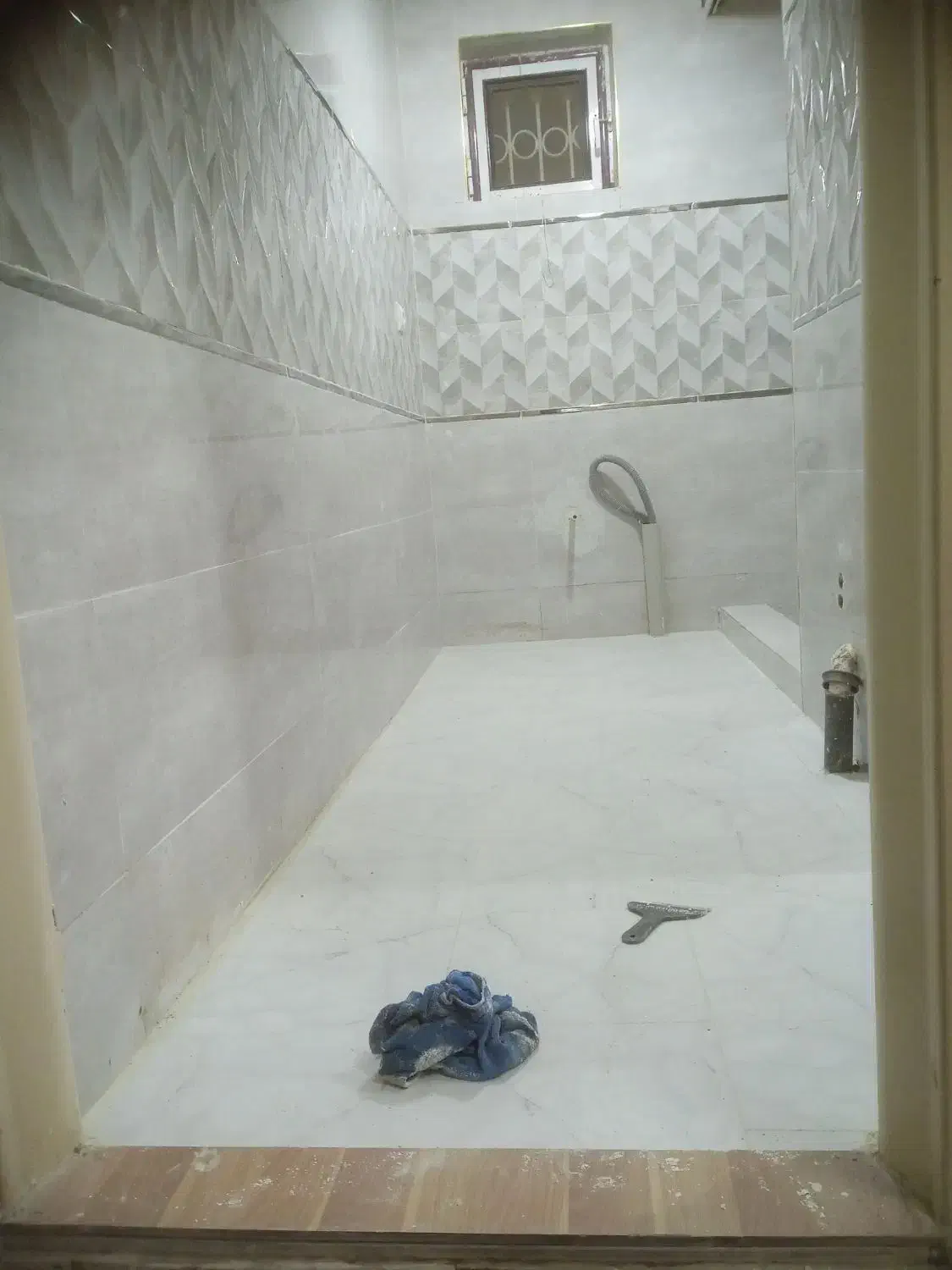 کاشی کاری|خدمات پیشه و مهارت|اهر, |دیوار