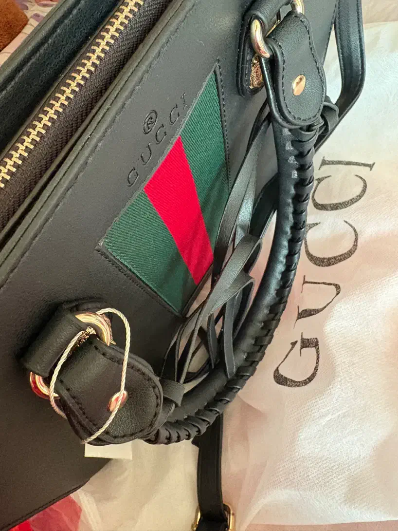 کیف گوچی|کیف، کفش، کمربند|کیش, |دیوار