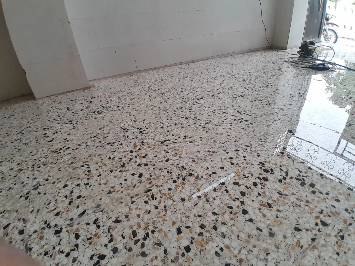 کف سابی حیاط|خدمات نظافت|گرگان, |دیوار