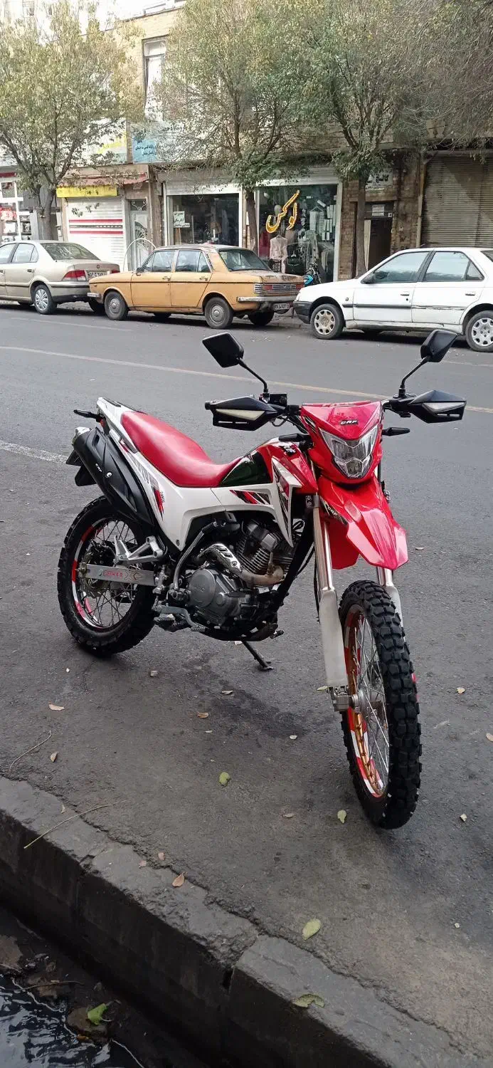 فلات طرح سی ار اف فروش و معاوضه|موتورسیکلت|تبریز, |دیوار