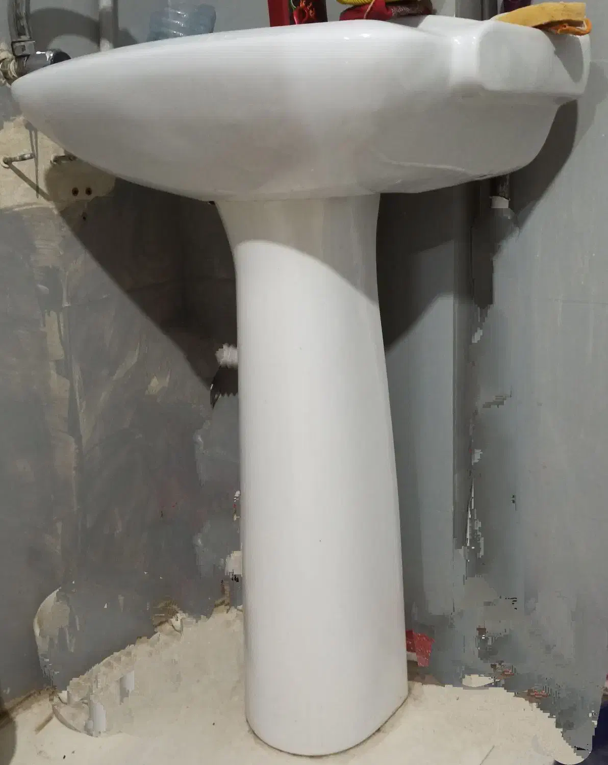 مبل ۷ نفر ، میز کامپیوتر ، میز تلویزیون و روشویی|مبلمان خانگی و میز عسلی|همدان, |دیوار