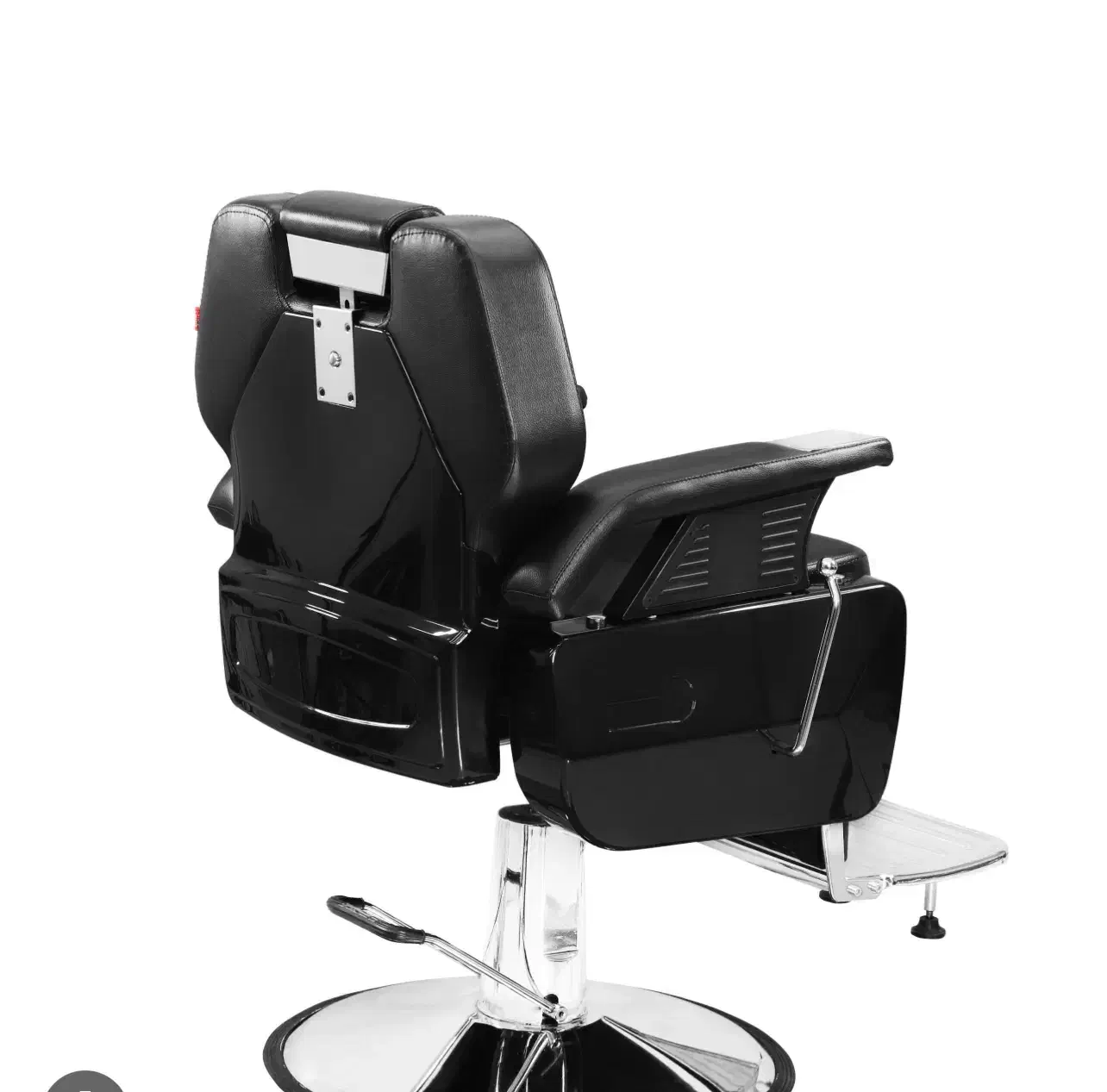 ارایشگر‌ماهر|استخدام درمانی، زیبایی، بهداشتی|تهران, ارم|دیوار