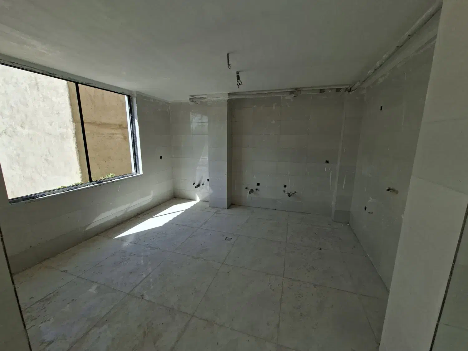 آپارتمان ۱۰۵متر جنوبی شهرک کاوه تحویل ۸ماهه|فروش آپارتمان|اصفهان, شهرک کاوه|دیوار