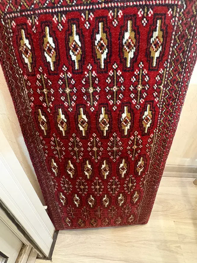 پشتی|پشتی|اصفهان, پروین|دیوار