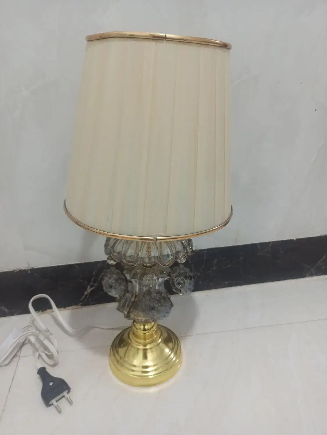 آباژور رومیزی|چراغ خواب و آباژور|ملایر, |دیوار