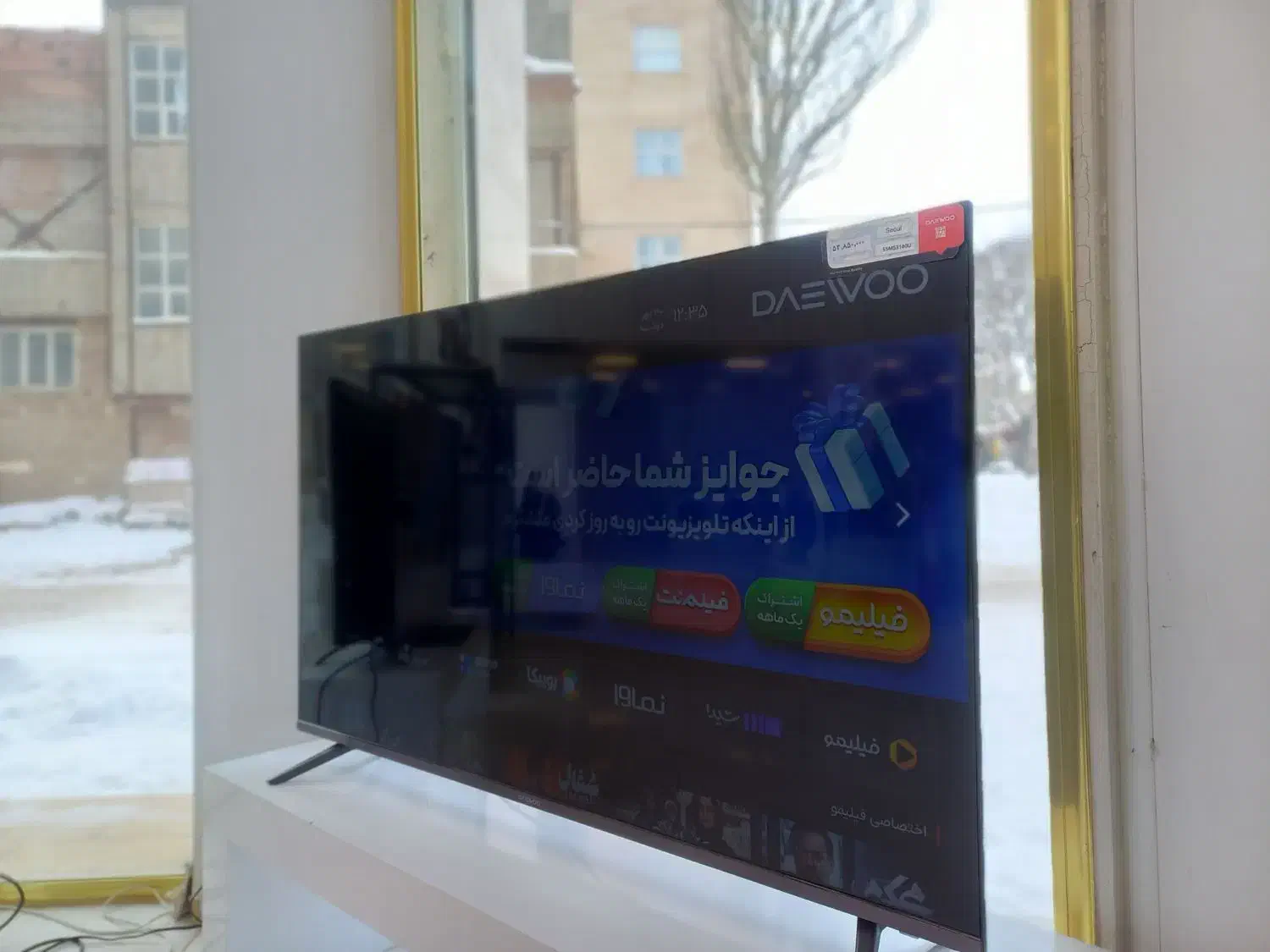 تلویزیون ویترینی ۵۵ اینچ|تلویزیون و پروژکتور|اردبیل, |دیوار