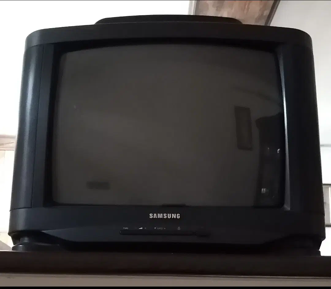 تلویزیون رنگی21 اینچ سامسونگ|تلویزیون و پروژکتور|اراک, |دیوار