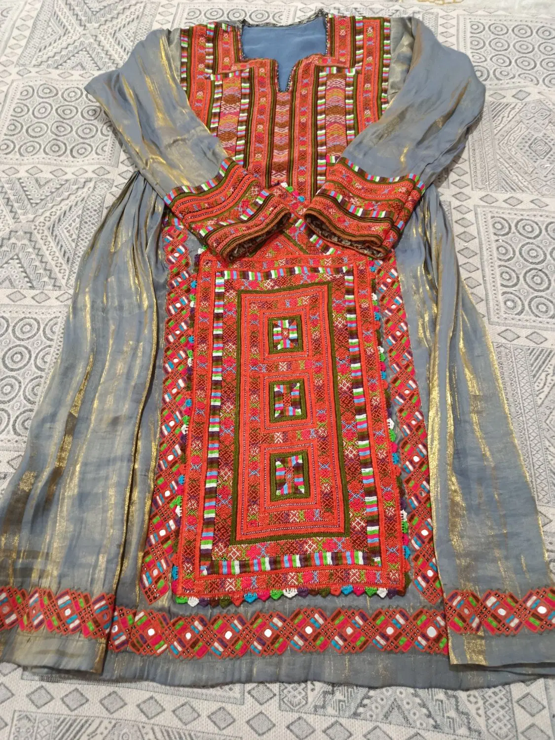 لباس|لباس|سراوان, |دیوار