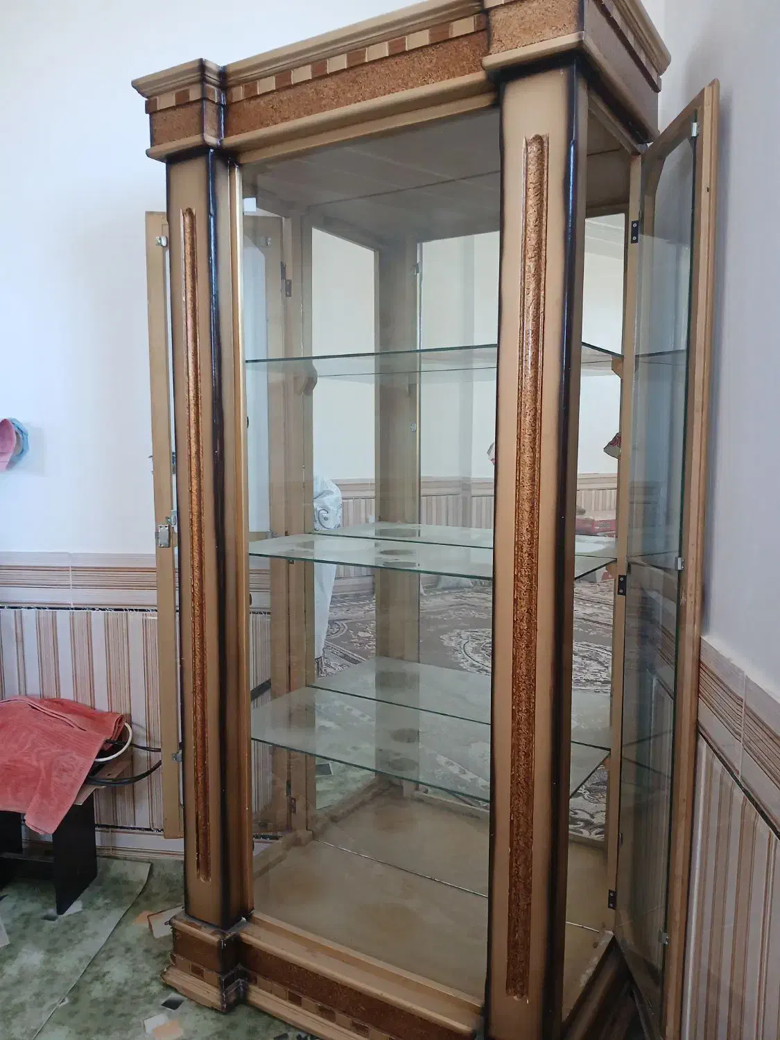 ویترین|بوفه، ویترین، کنسول|لردگان, |دیوار