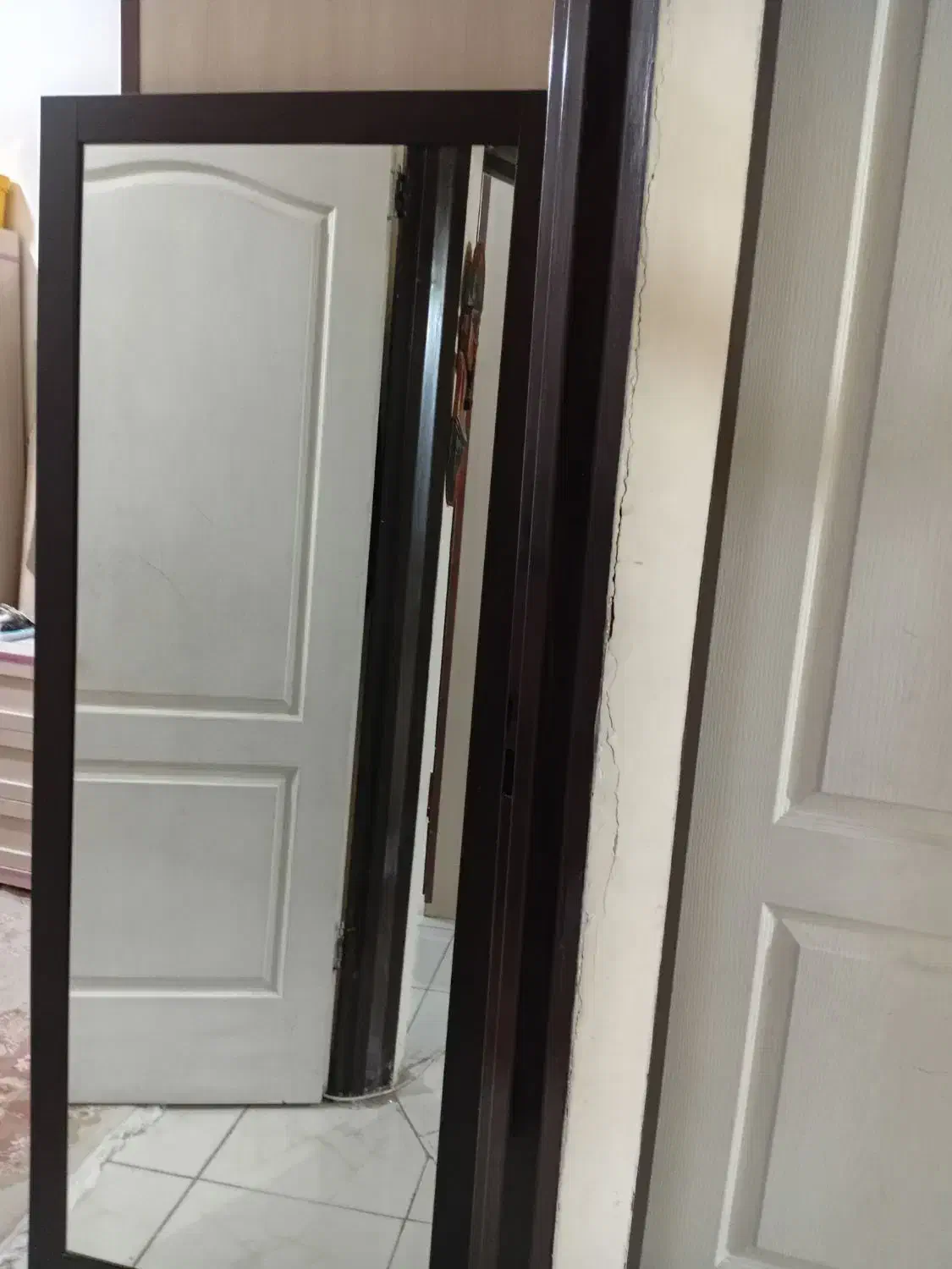 دو تا اینه. قدی. رنگ. قهوه‌ای.|آینه|پاکدشت, پاکدشت (مامازند)|دیوار