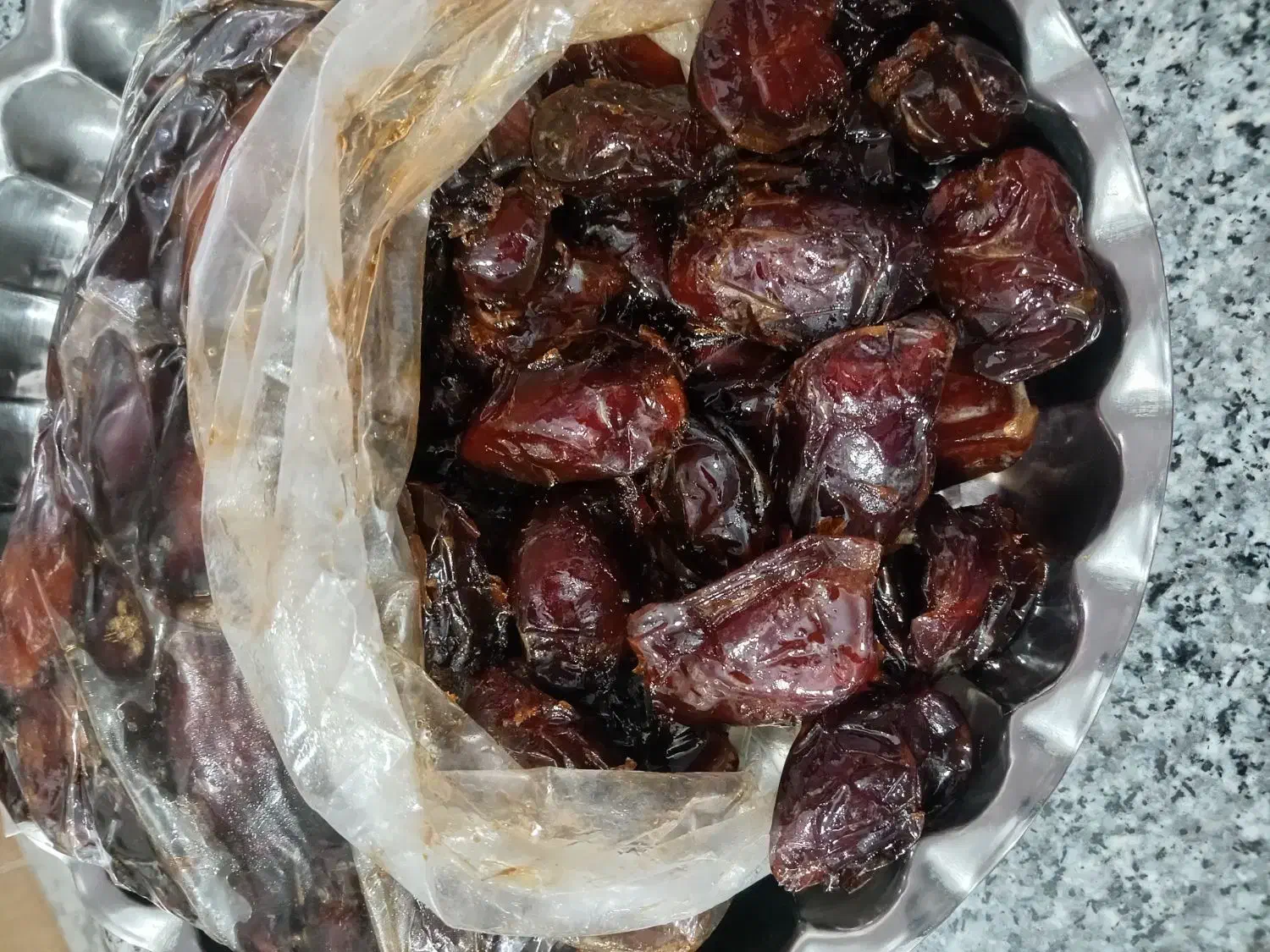 شیره خرما|خوردنی و آشامیدنی|آبپخش, |دیوار