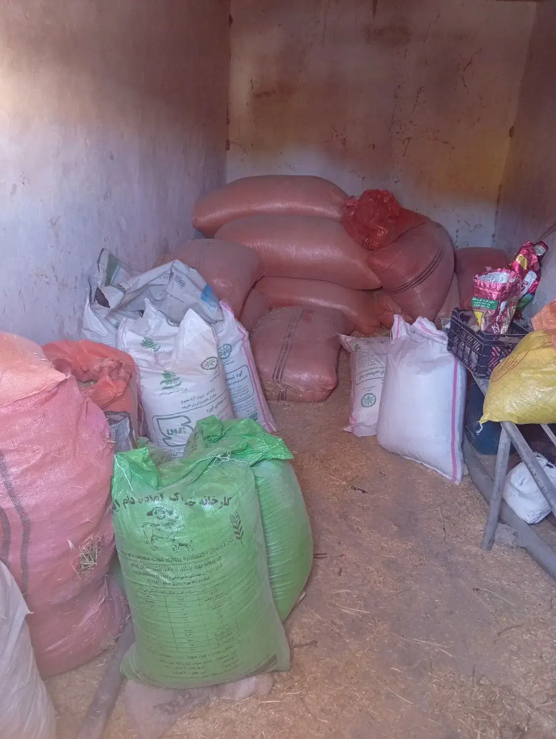 کود سفید پردیس ورازی|حراج|سراب میمه, |دیوار