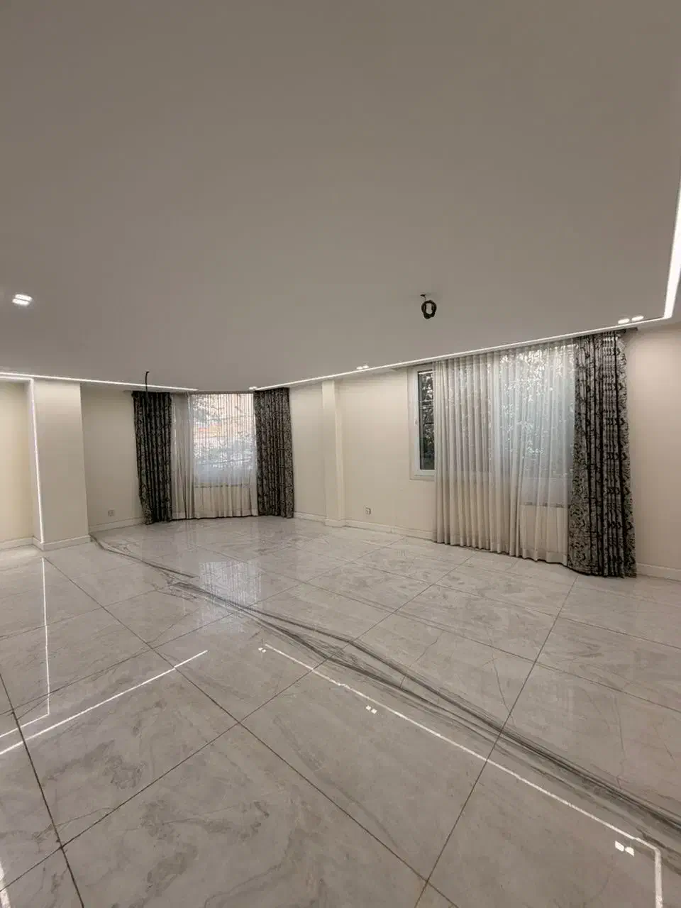 ۱۲۵متری دو خواب فول بازسازی شمال میرداماد