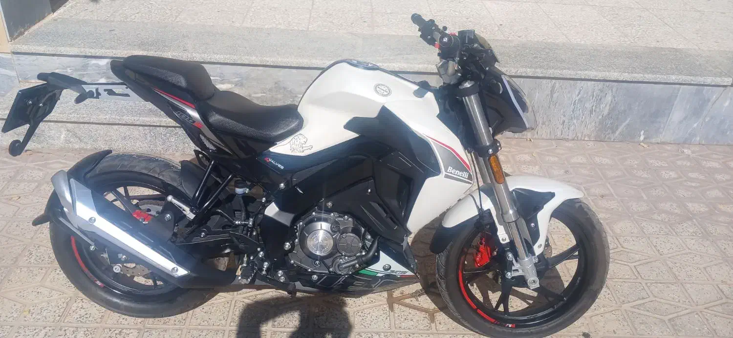 موتور بنلی180s|موتورسیکلت|مبارکه, |دیوار