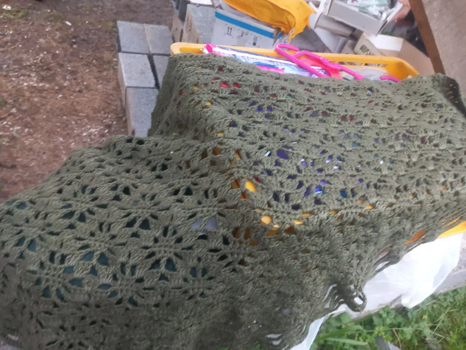 روسری زنانه|لباس|لاهیجان, شیشه گران|دیوار