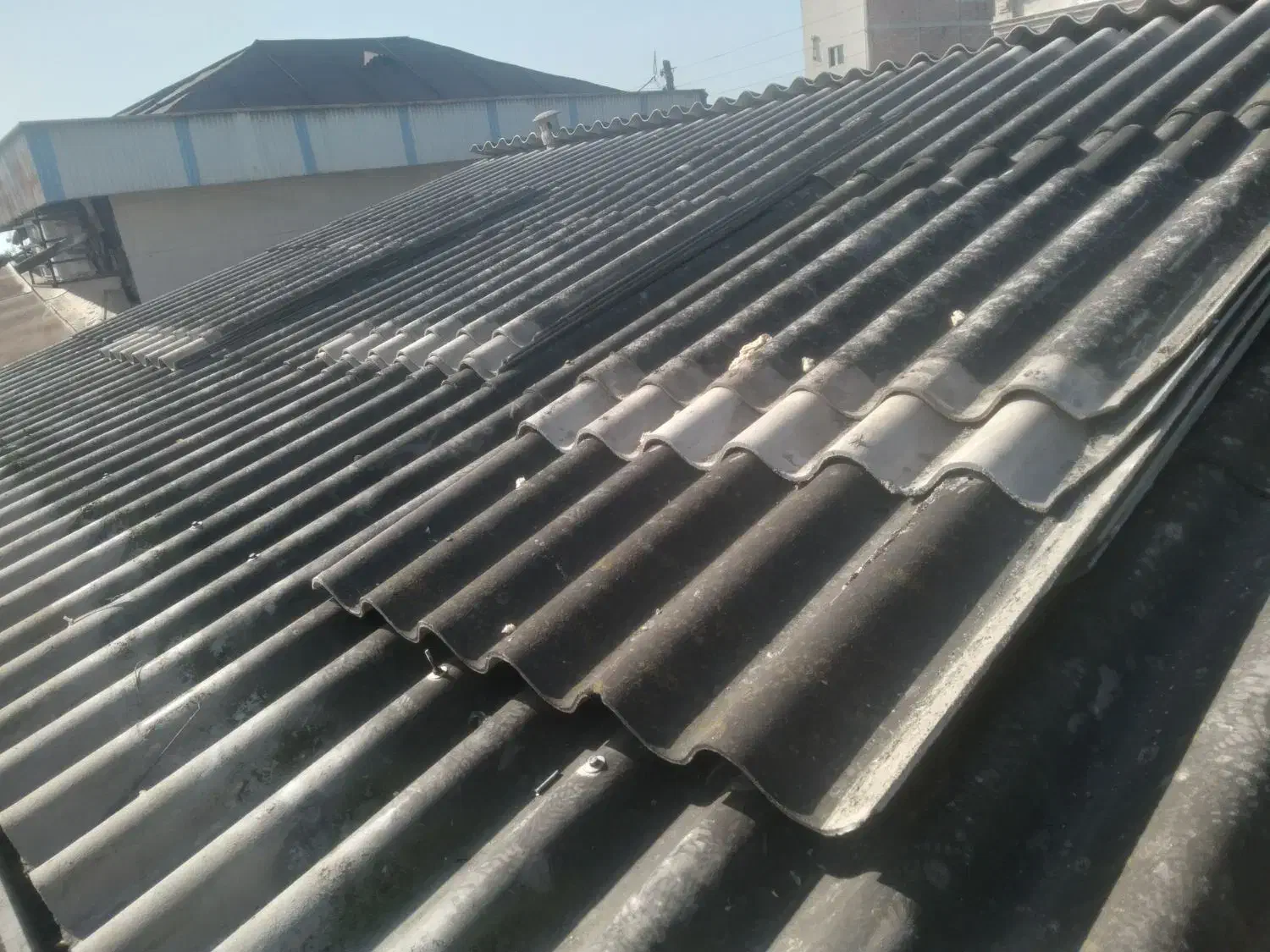 گرفتن شکاف ایرانیت حلب ناودانی سقف|خدمات پیشه و مهارت|گرگان, |دیوار