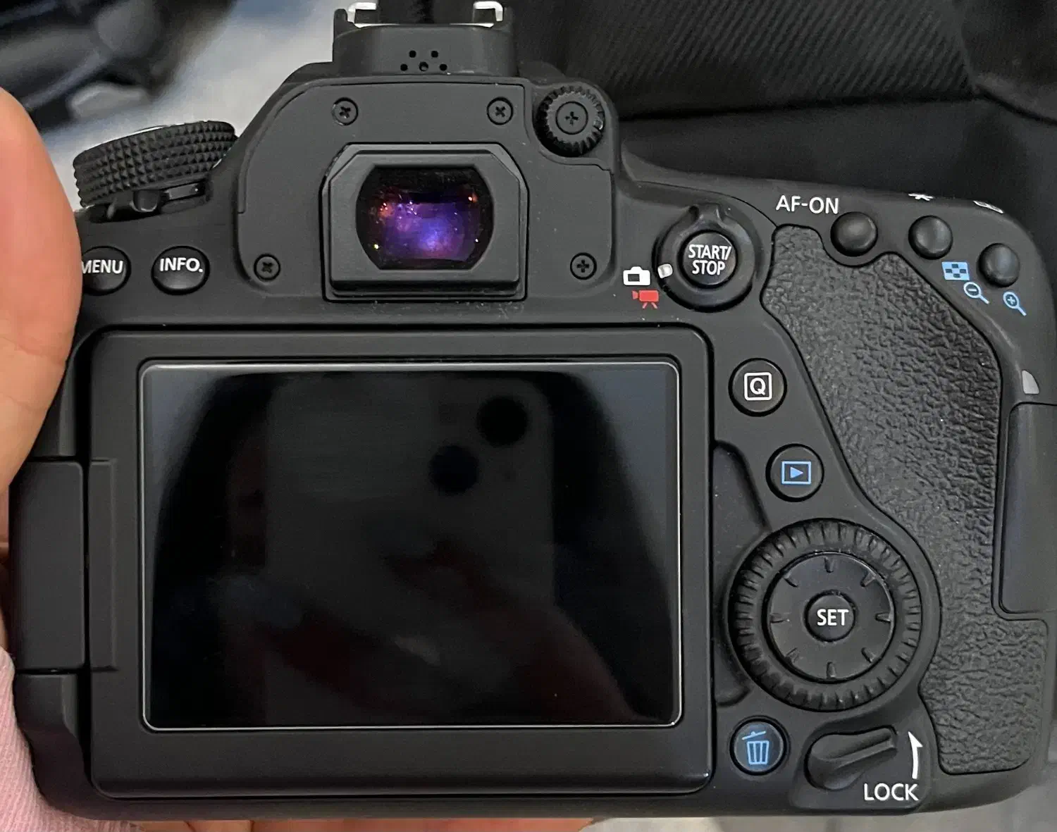 دوربین کنون ۸۰ دی|دوربین عکاسی و فیلمبرداری|تهران, نیروی هوایی (پیروزی)|دیوار