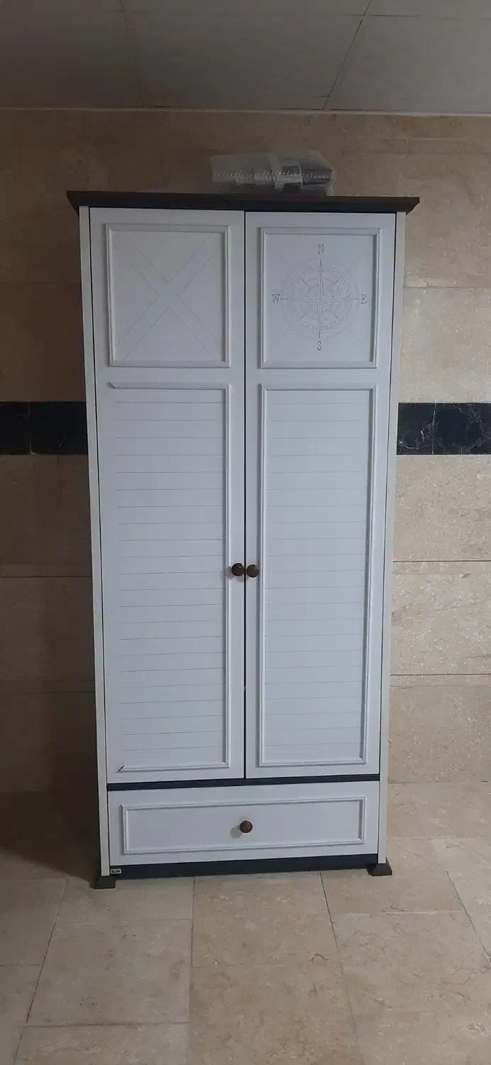 کمد کودک|تخت و سرویس خواب|بروجرد, |دیوار