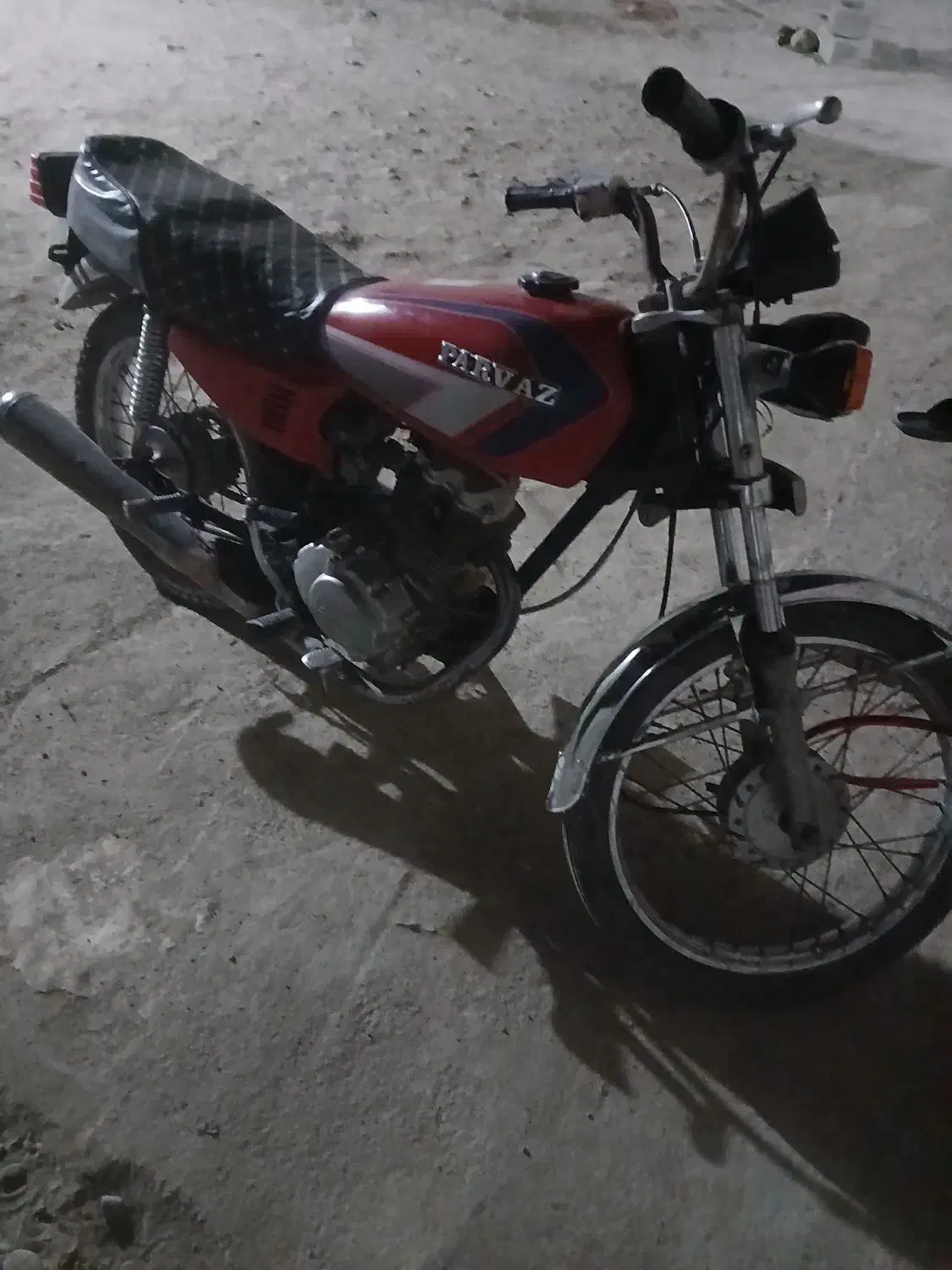 موتور هندا پارکینگی|موتورسیکلت|پیر سهراب, |دیوار