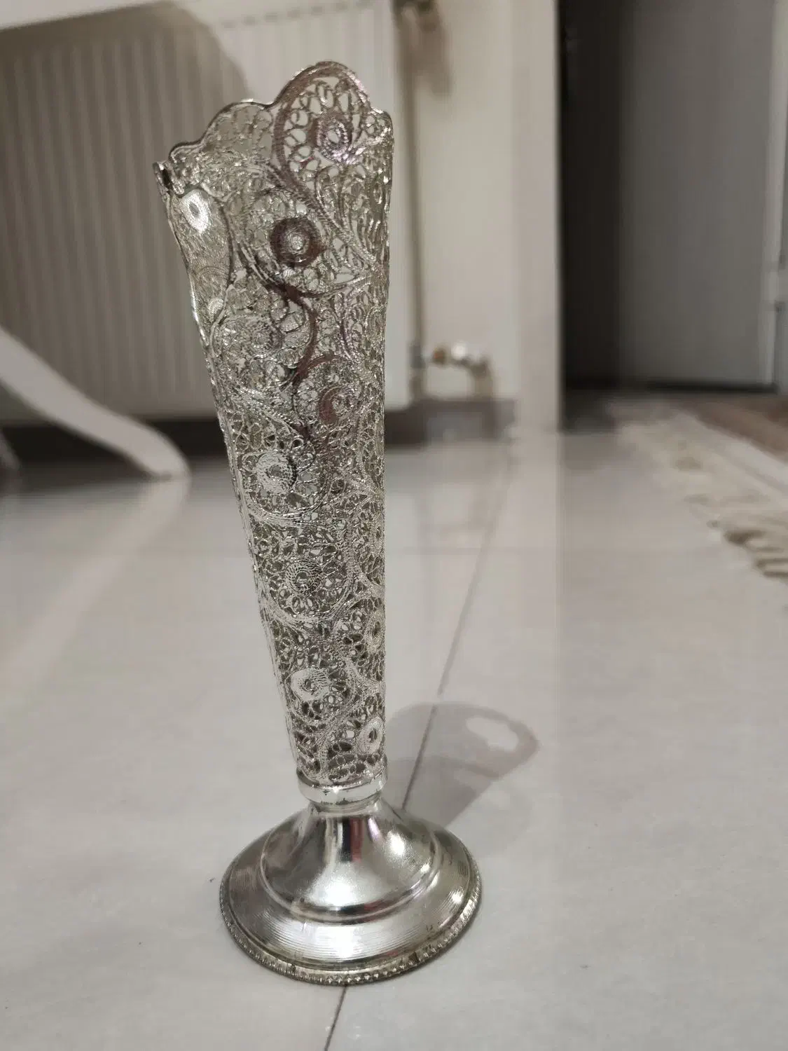 گلدان ملیله . شاخه گل نقره|صنایع دستی و سایر لوازم تزئینی|تهران, سازمان برنامه شمالی|دیوار