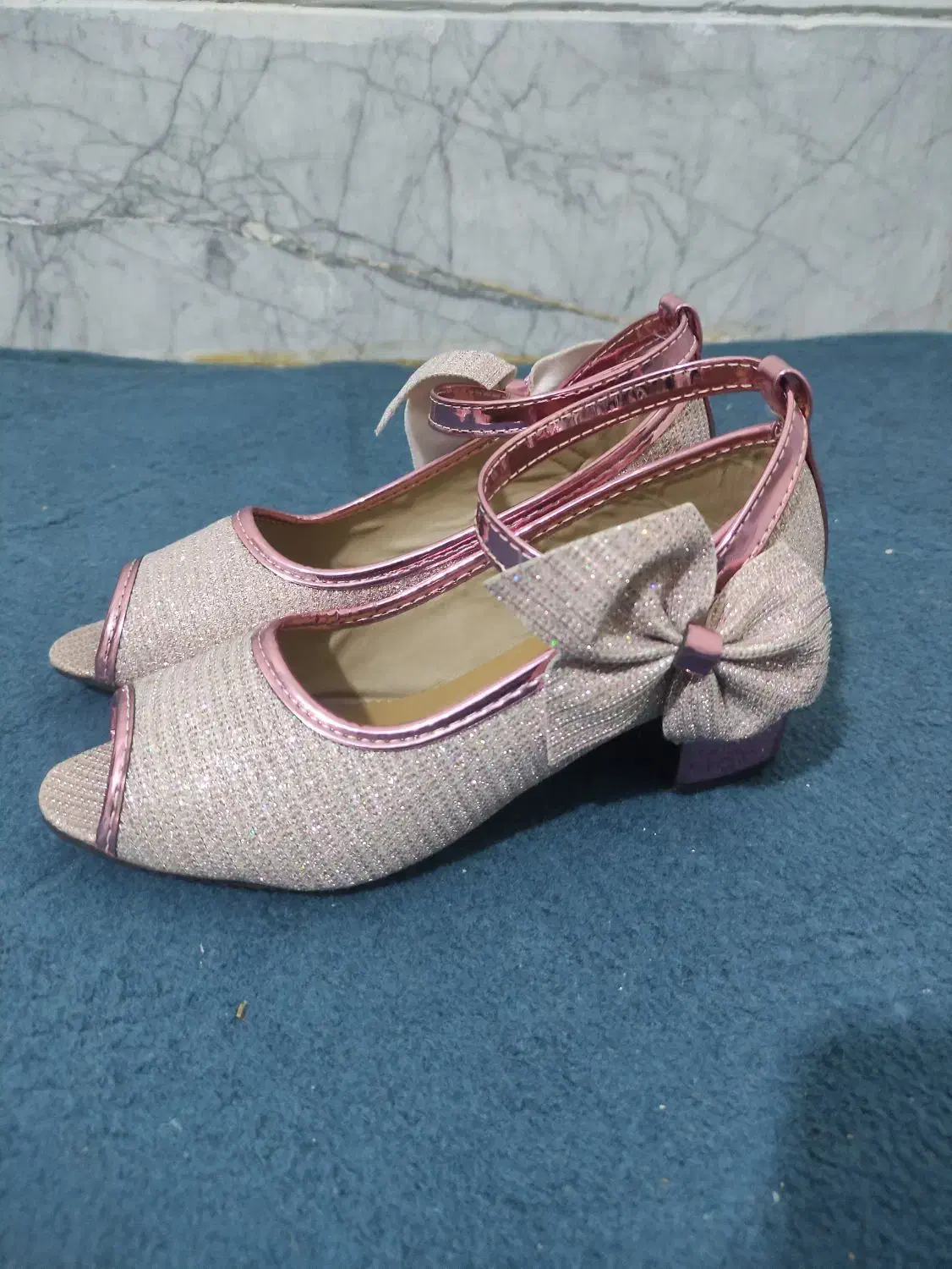 کفش مجلسی|کیف، کفش، کمربند|قم, نوقطار|دیوار