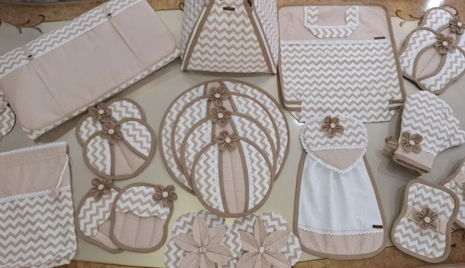 سرویس آشپزخانه|سفره، حوله، دستمال آشپزخانه|اراک, |دیوار