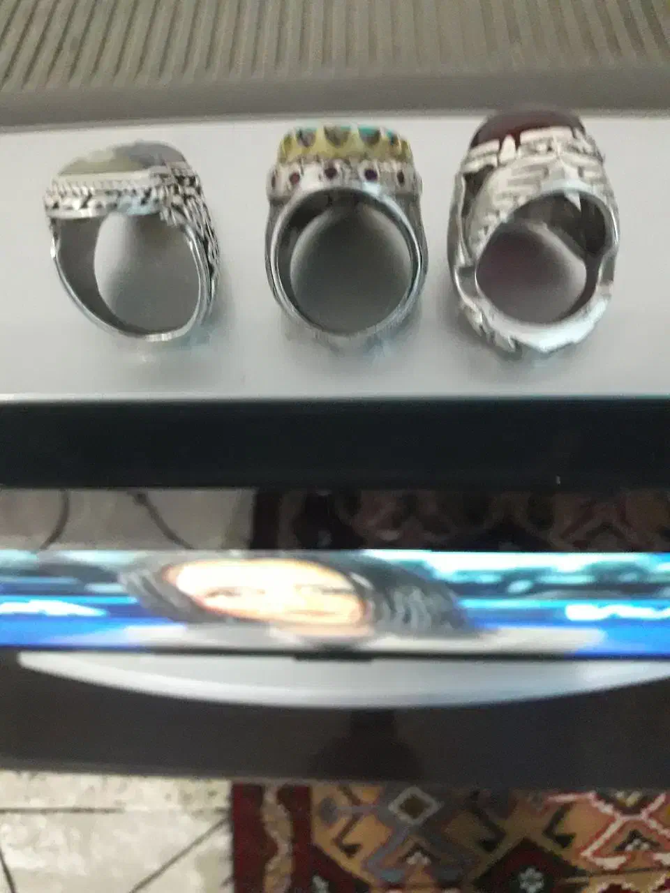 یاقوت به وزن ۳۶ گرم و انگشتر سه نگین|جواهرات|اصفهان, باب الدشت|دیوار