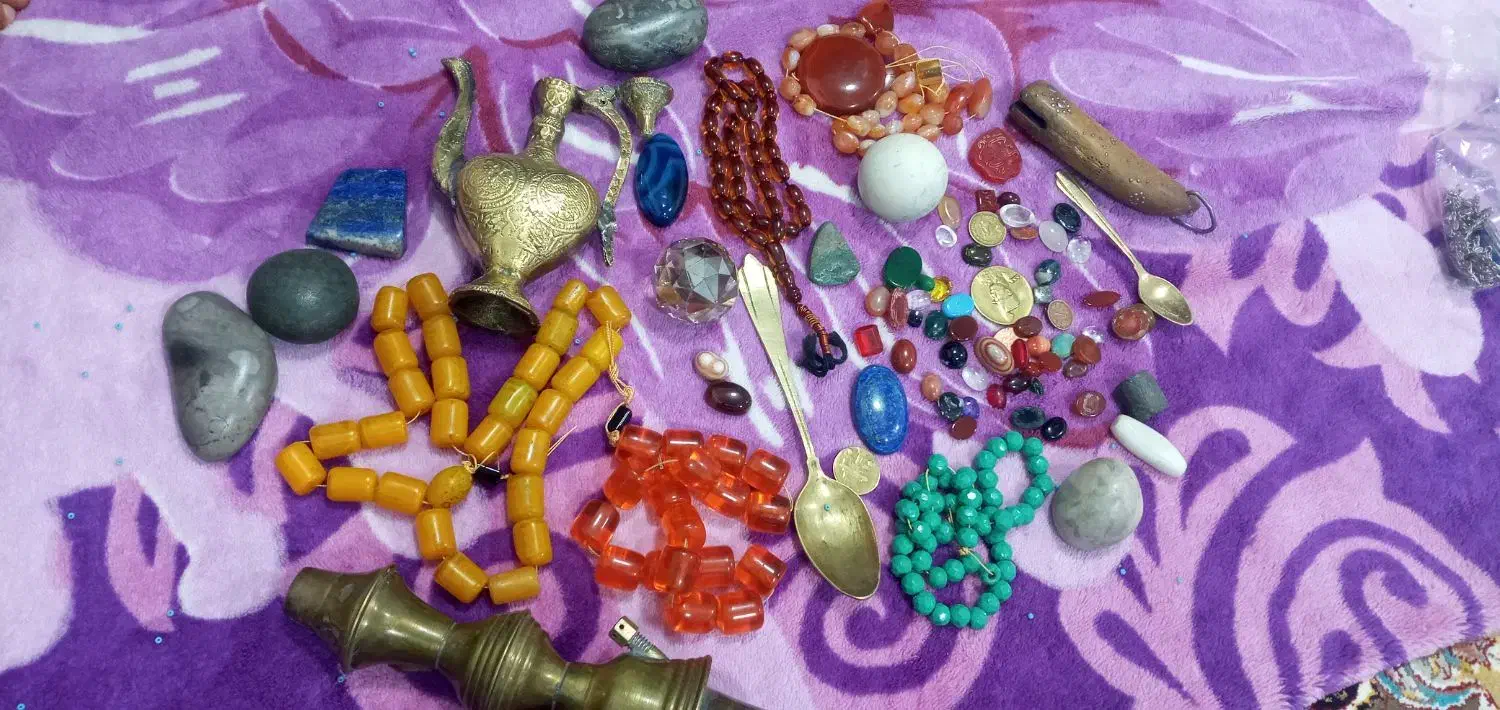 عتیقه جات|کلکسیون اشیاء عتیقه|دهگلان, |دیوار