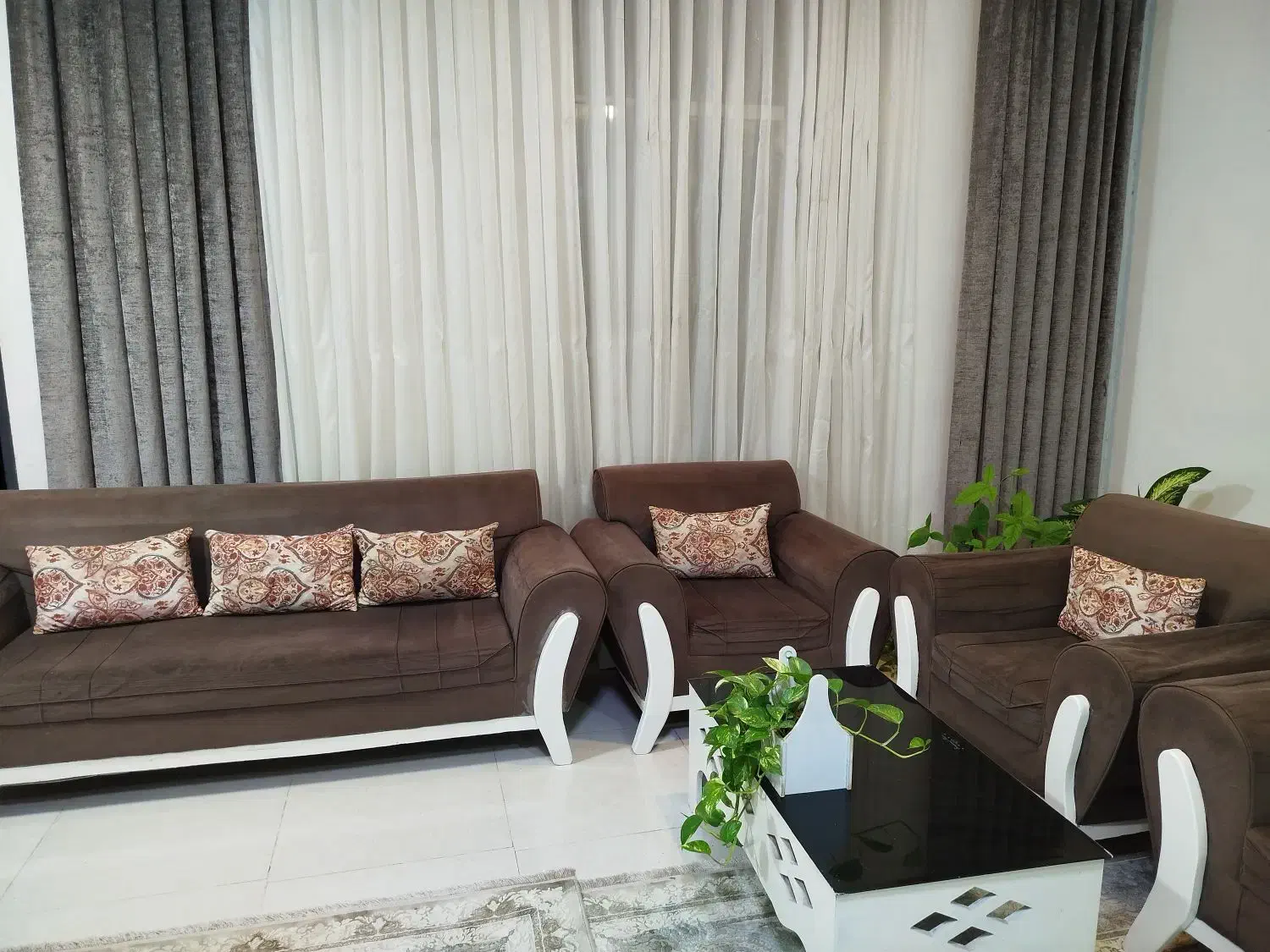 مبل هفت نفره راحتی|مبلمان خانگی و میز عسلی|بیستون, |دیوار