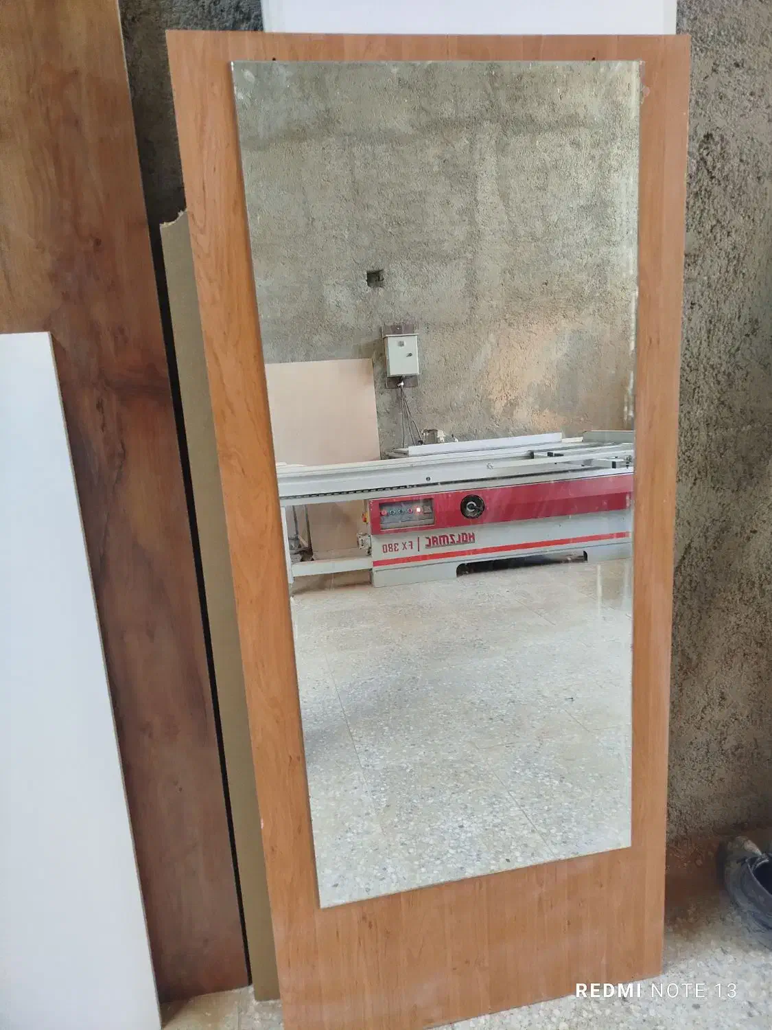 آیینه قدی|آینه|حمیدیا, |دیوار