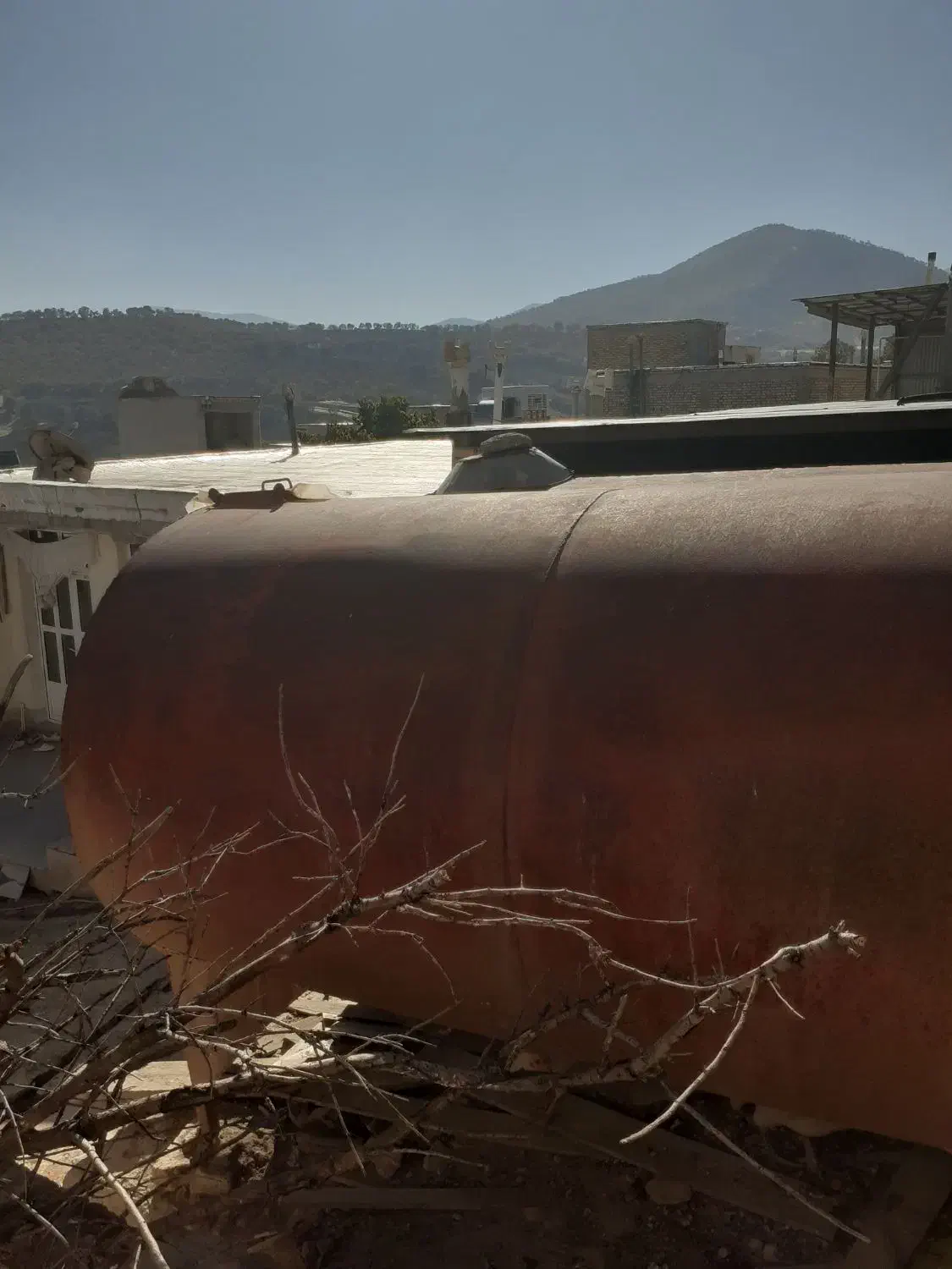 تانکر نفت ۲۰۰۰لیتری|مصالح و تجهیزات ساختمان|گهواره, |دیوار