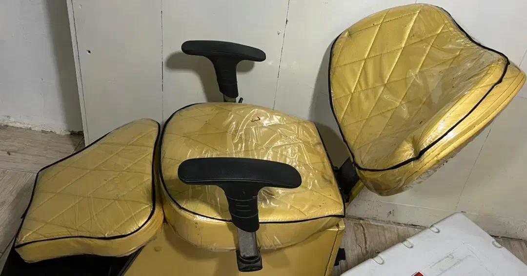 صندلی|صندلی و نیمکت|باقرشهر, |دیوار