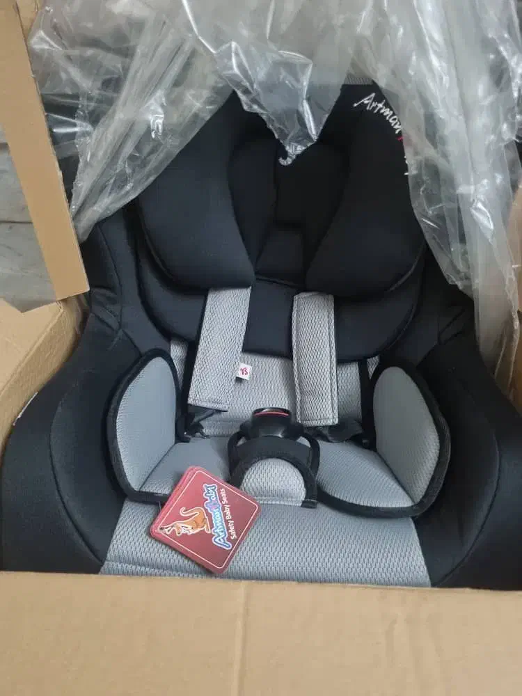 صندلی ماشین|تخت و صندلی بچه|کرج, شهرک ولیعصر|دیوار