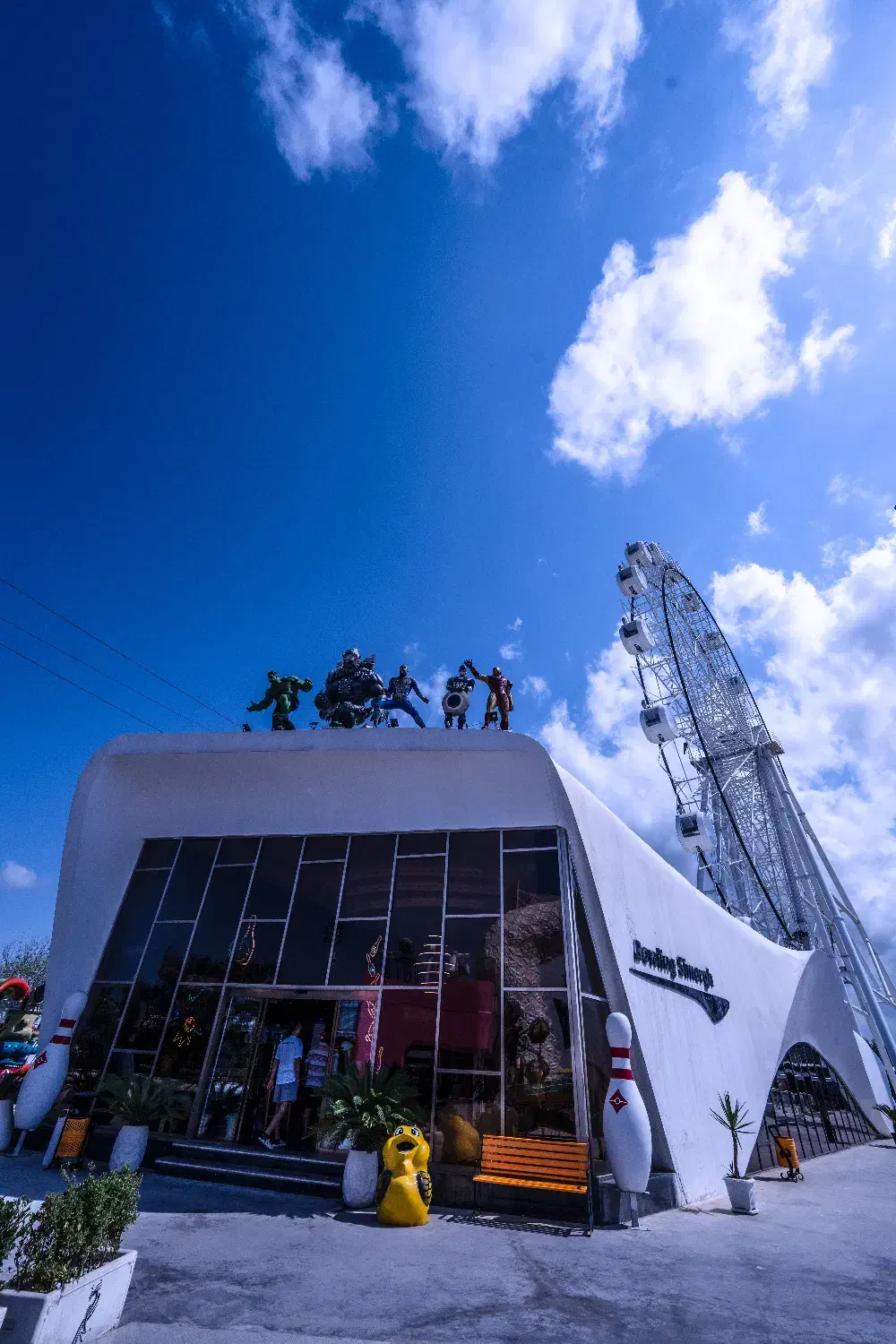 استخدام در مجتمع گردشگری سیمرغ محمودآباد|استخدام خدمات فروشگاه و رستوران|ایزدشهر, |دیوار