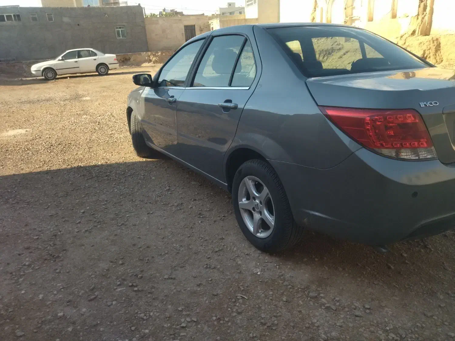 دنا|خودرو سواری و وانت|سمنان, |دیوار