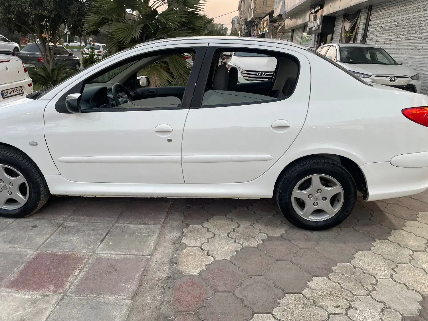 206sd سفارشی مدیران خودرو درجه۱|خودرو سواری و وانت|صومعه‌سرا, |دیوار