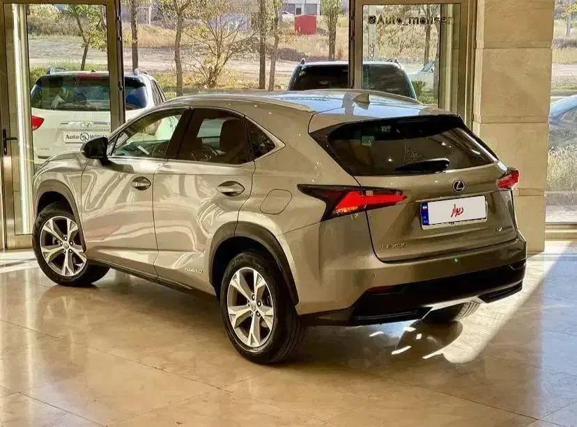 لکسوس ان ایکس ۳۰۰ فول بدون رنگ|خودرو سواری و وانت|تهران, مرزداران|دیوار