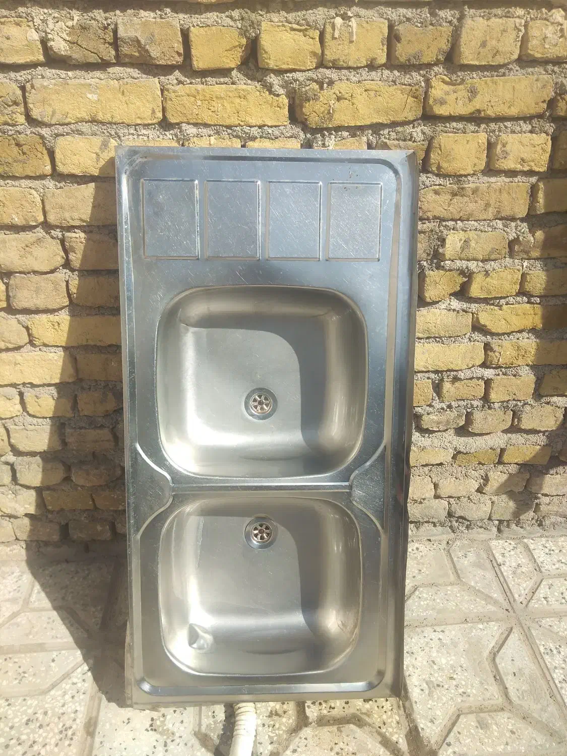 سینک دوقلو|آبچکان و نظمدهنده ظروف|تربتحیدریه, کلاته توکلی|دیوار