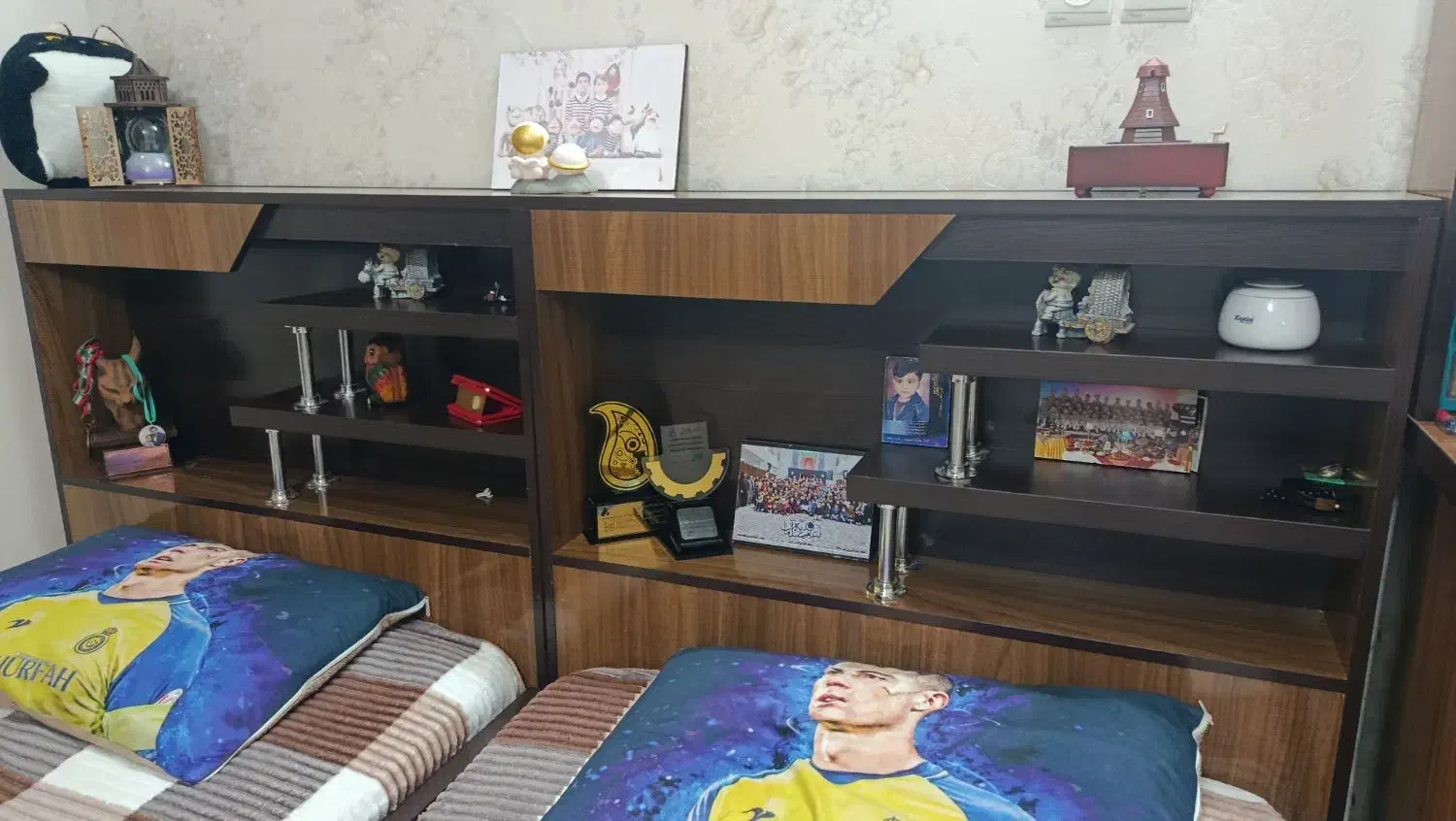 تخت خواب ، کمد لباس و کتابخانه میز تحریر|تخت و سرویس خواب|یزد, |دیوار