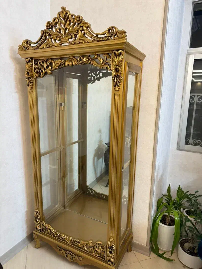 ویترین چوبی|بوفه، ویترین، کنسول|اصفهان, جلفا|دیوار