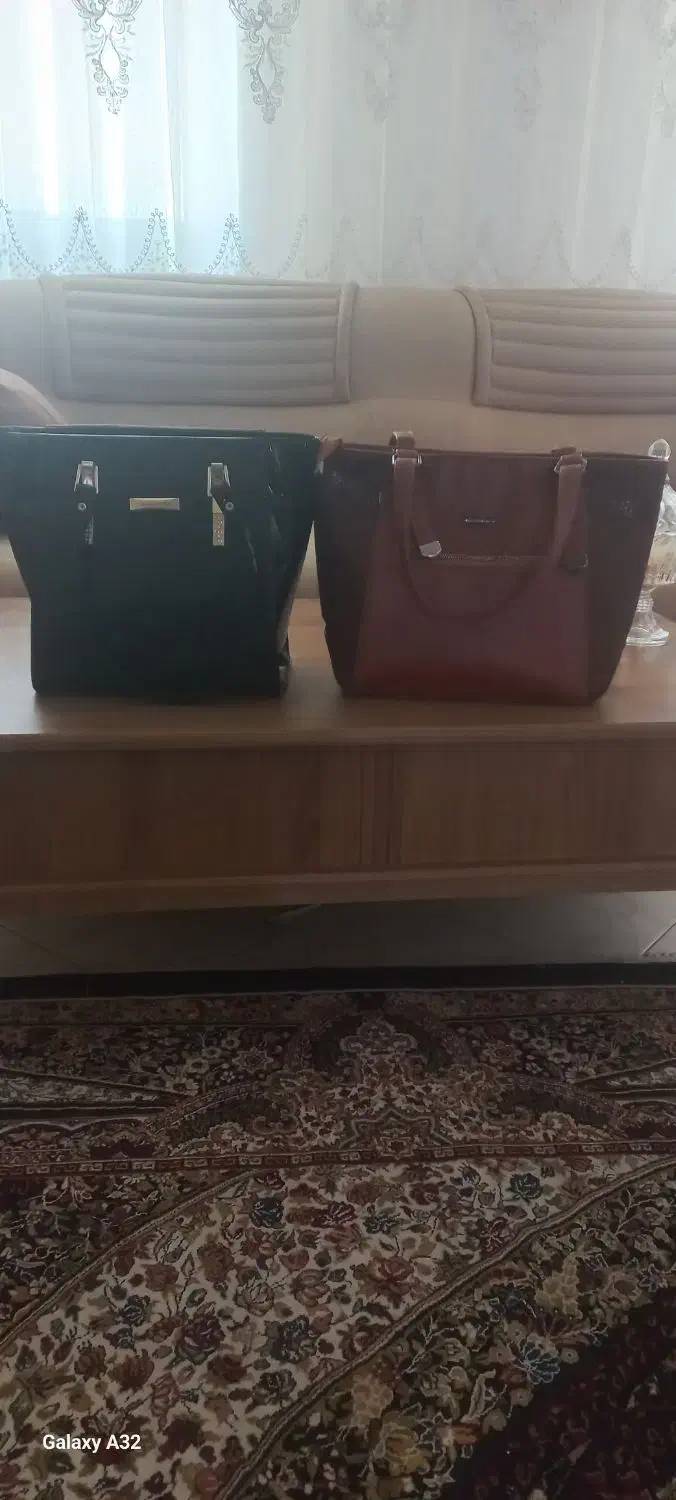 دو عدد کیف زنانه سالم|کیف، کفش، کمربند|پردیس, فاز ۴|دیوار