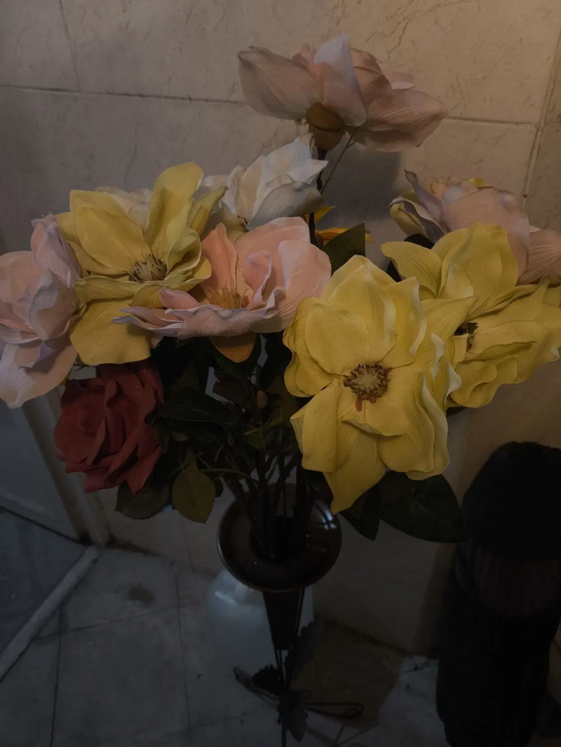 گل و گلدان|گل مصنوعی|شیراز, تاچارا|دیوار