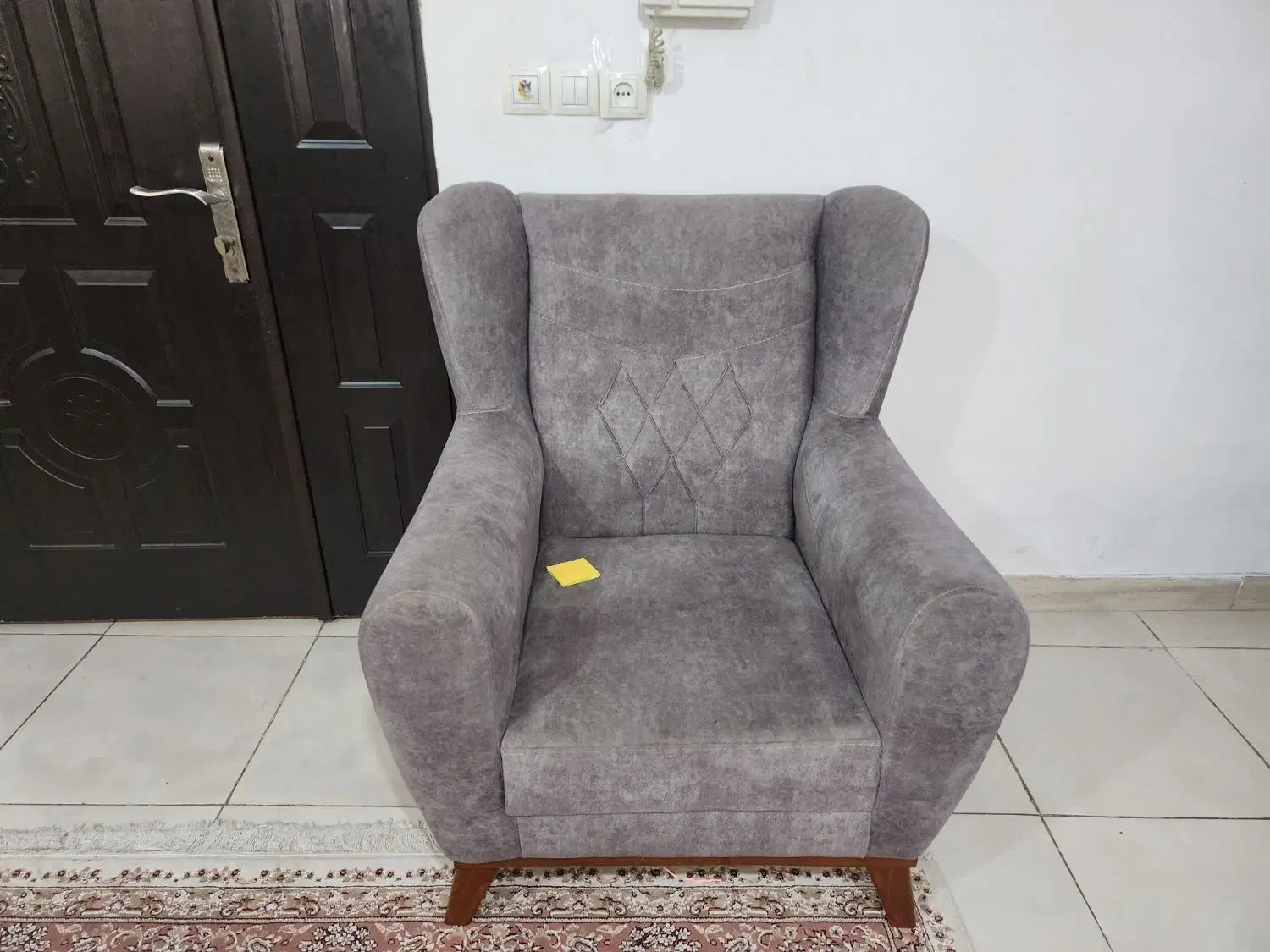 دوعددمبل تک نفره|مبلمان خانگی و میز عسلی|شفت, |دیوار