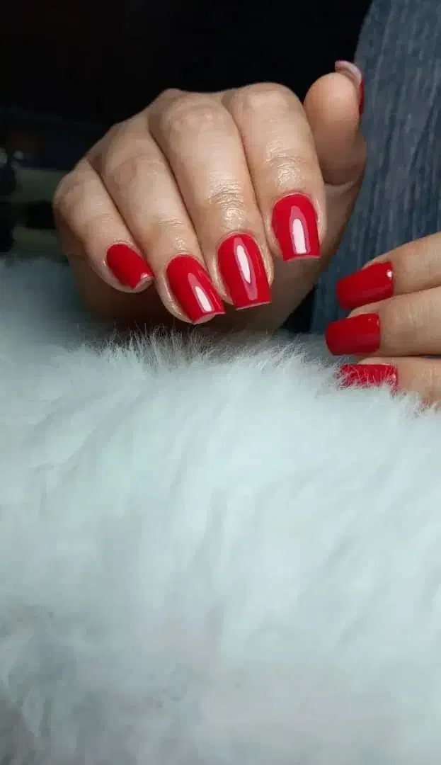 کاشت و ترمیم ناخن|خدمات آرایشگری و زیبایی|دورود, |دیوار