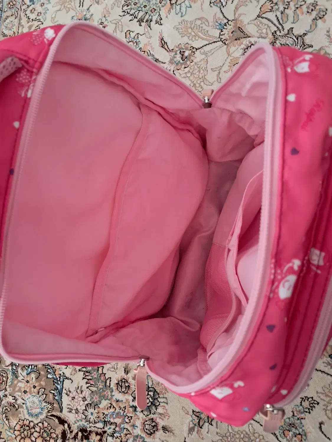 کیف مدرسه مناسب مهد تا دوم مونده به جثه بچه|کیف، کفش، کمربند|تبریز, |دیوار