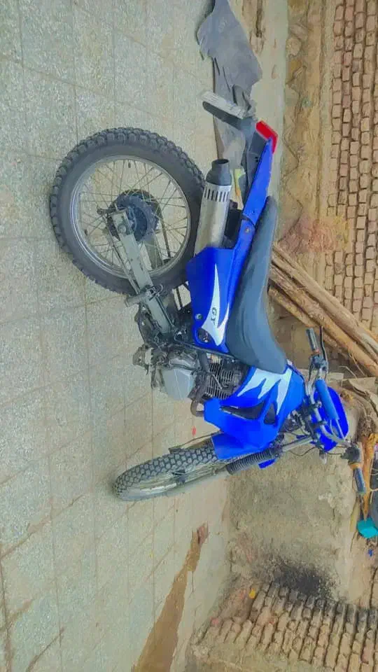 تریل جی وای|موتورسیکلت|زرند, |دیوار