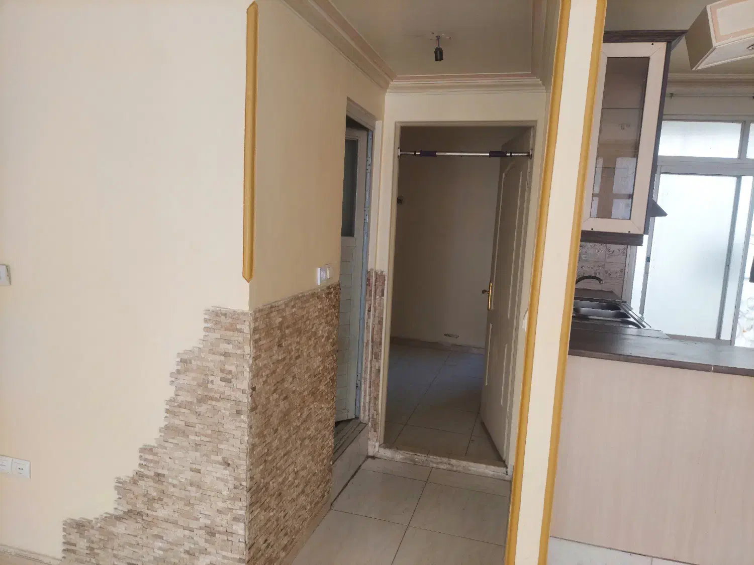 واحد ۸۰متری