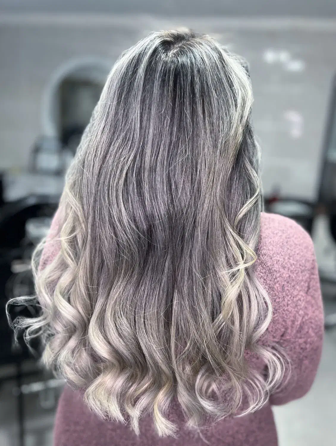 یک نفر مدل رایگان برای رنگ یخی|خدمات آرایشگری و زیبایی|ارومیه, |دیوار